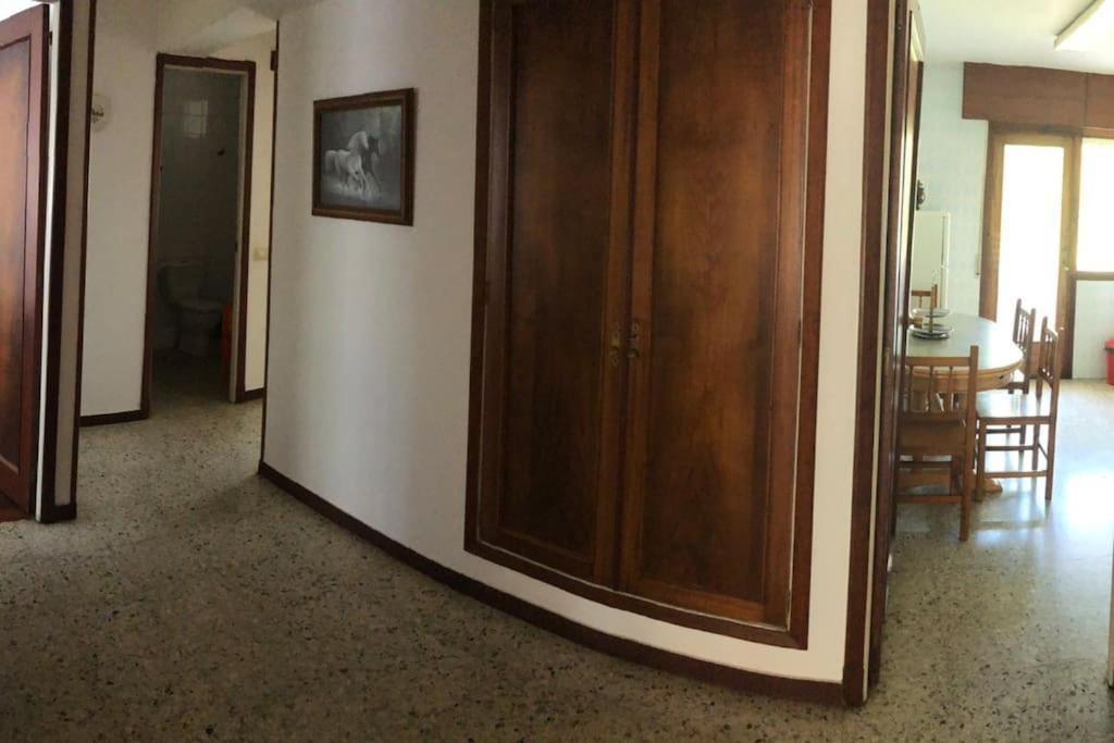 Piso Grande Y Muy Luminoso Appartement Santiago de Compostella Buitenkant foto